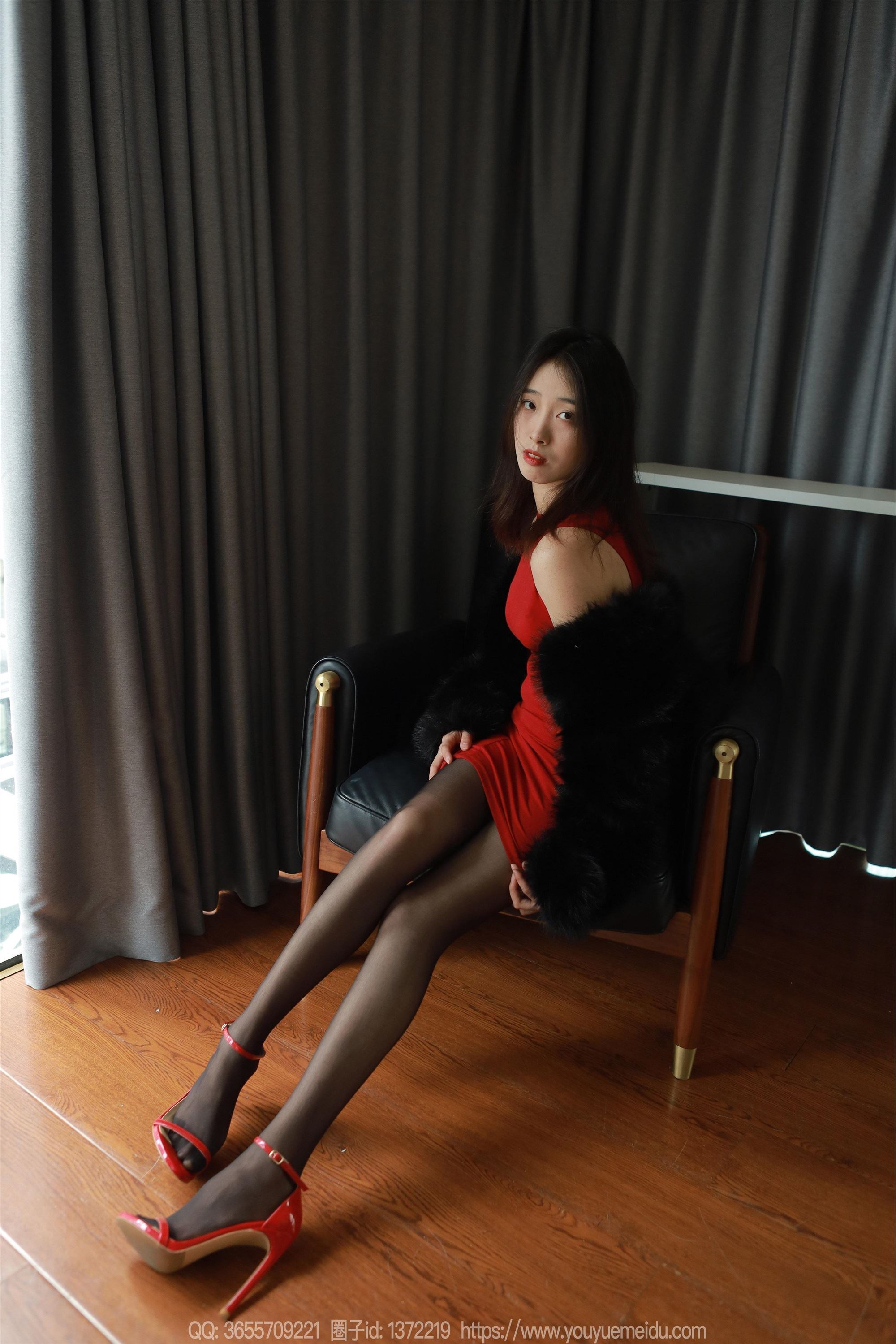 IESS异思趣向  2024.01.25 丝享家 1647 小九《红色包臀裙（上）》